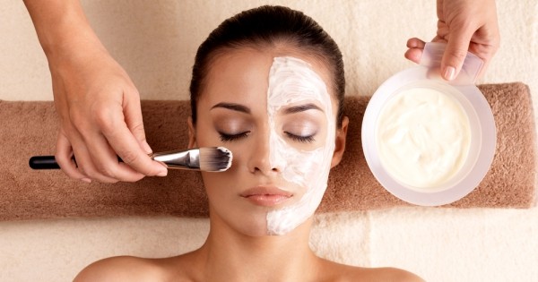 Bizarre beauty secrets: bird poo facial