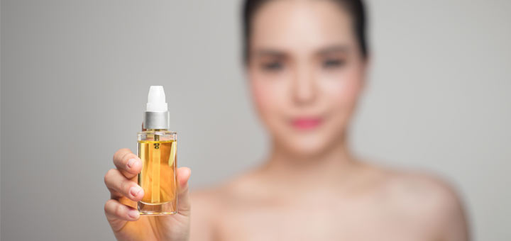 how using a face oil saved my skin