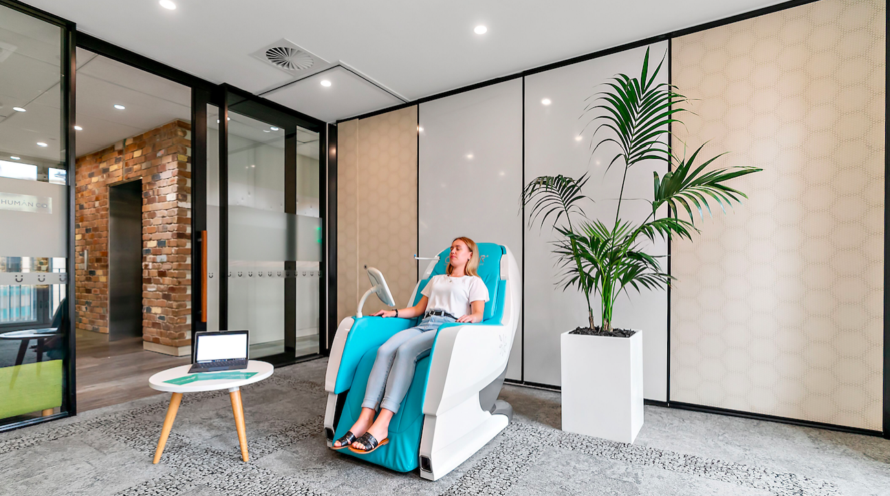 Lady sitting in a Wellness Solutions O2 Chair.