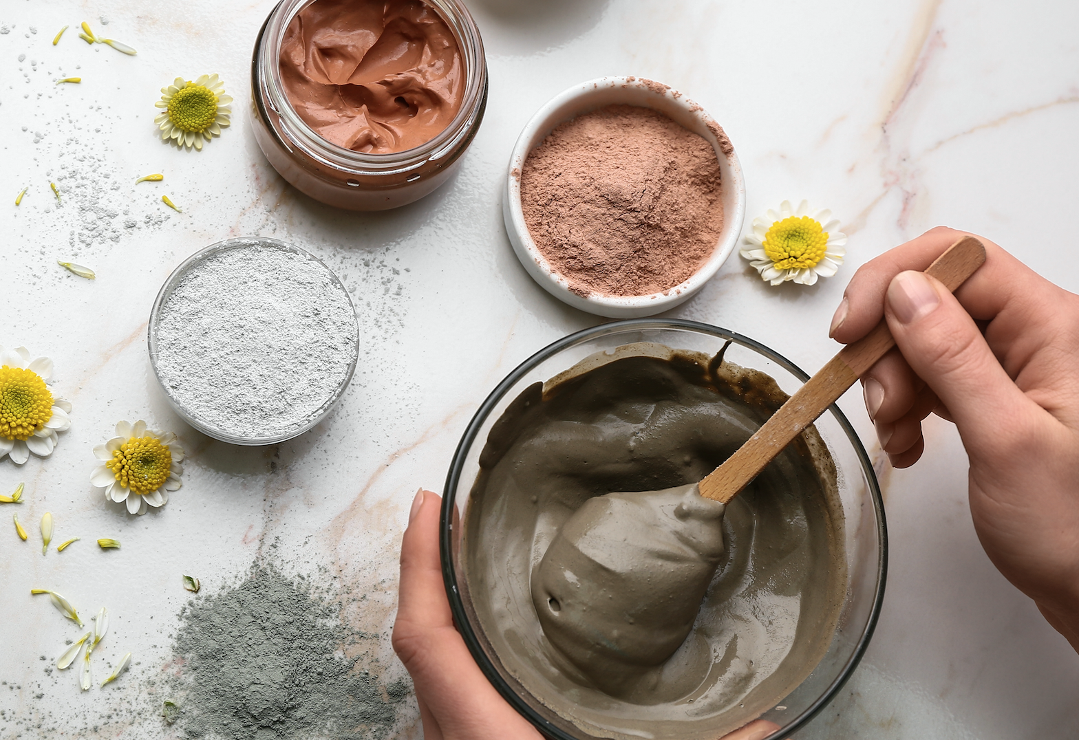 the best non-drying clay masks you can use every day