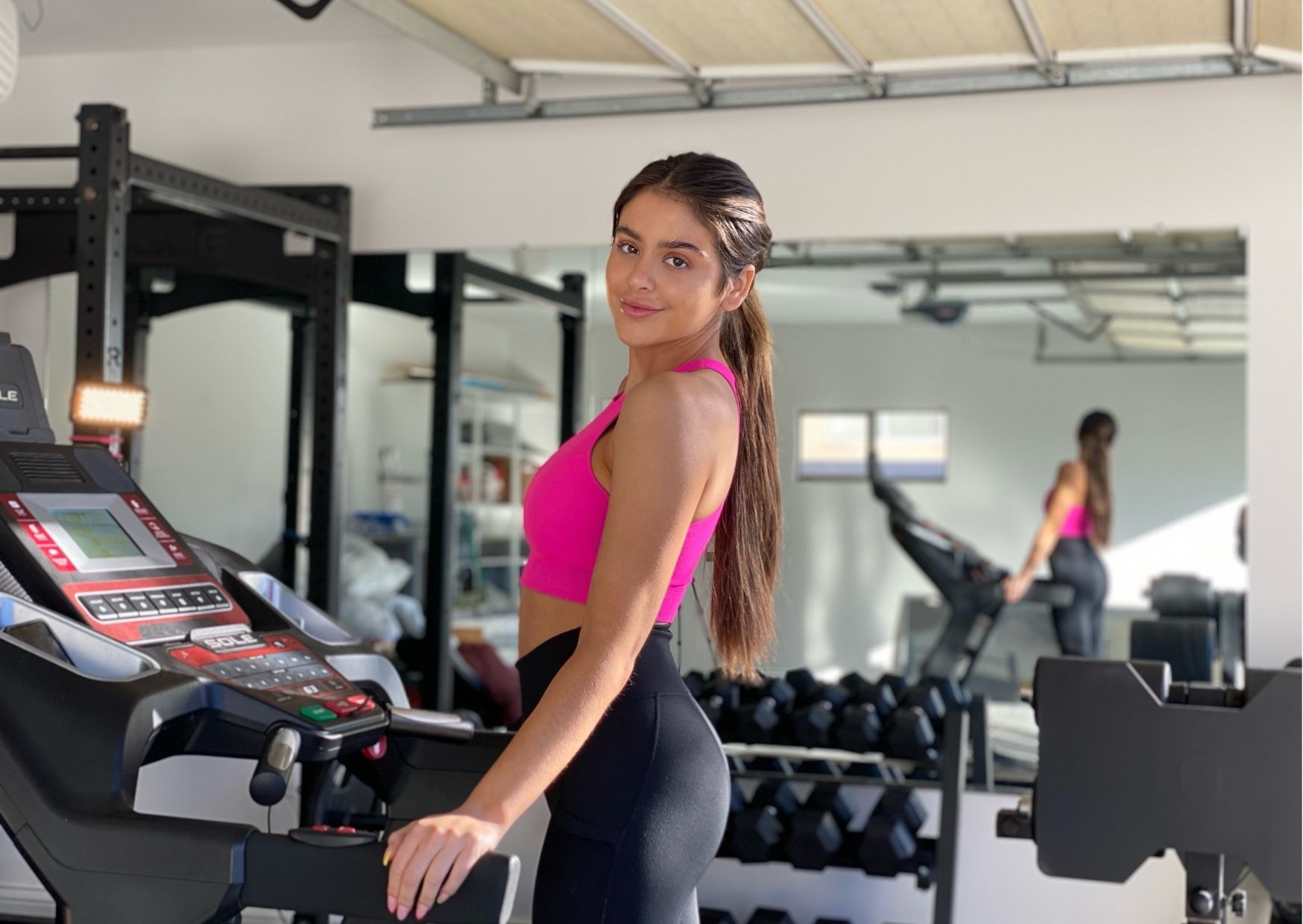 Lauren Giraldo treadmill workout
