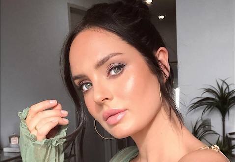 We Trial Chloe Morello’s New Paint by Numbers Beauty Hack and It Is Revolutionary
