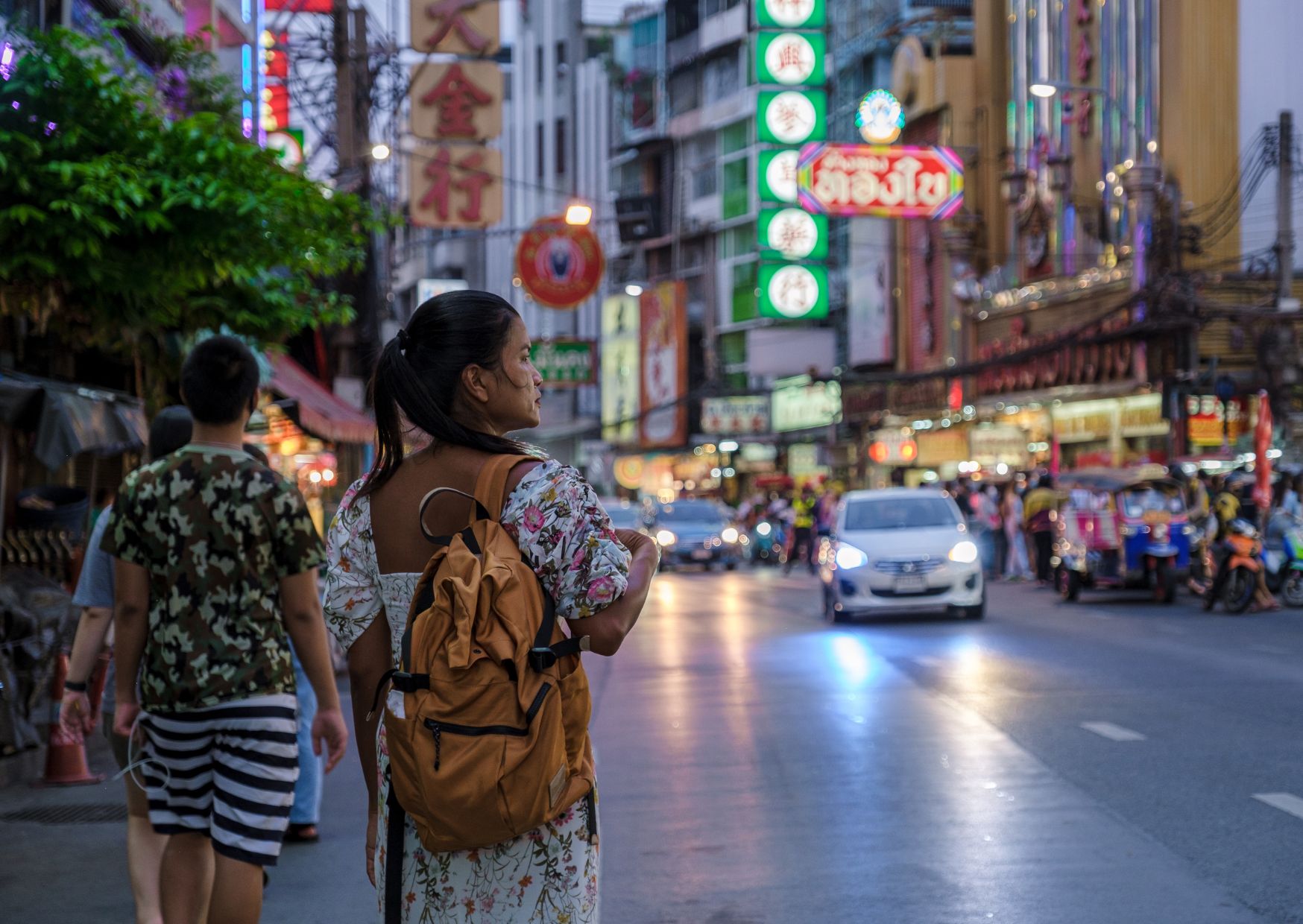 budget travel hacks for visiting China