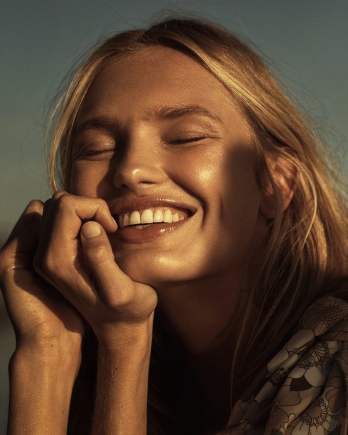 how to have a bright smile
