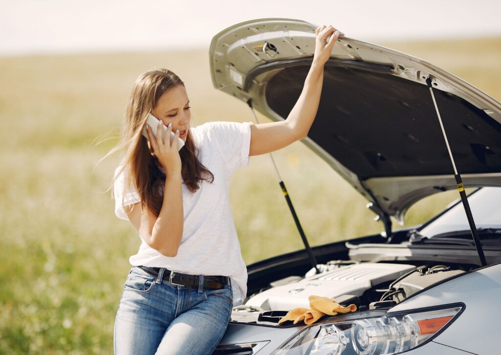 what to do when you break down on an Australian road trip